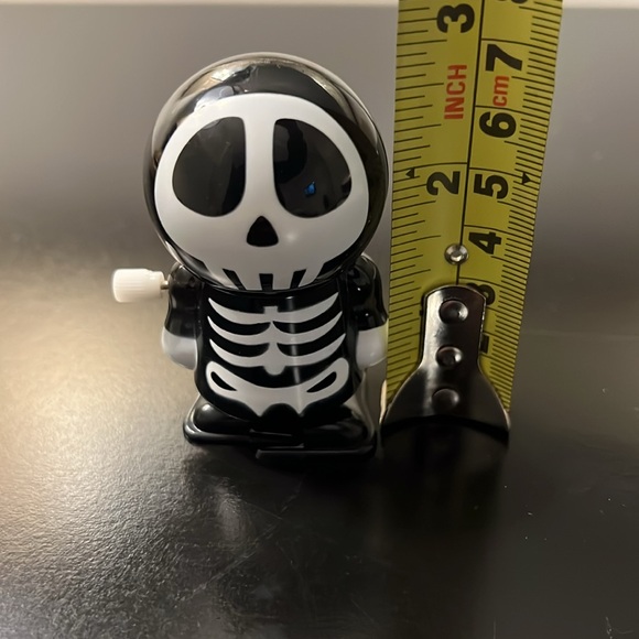 Wind Up Skeleton - Picture 5 of 5